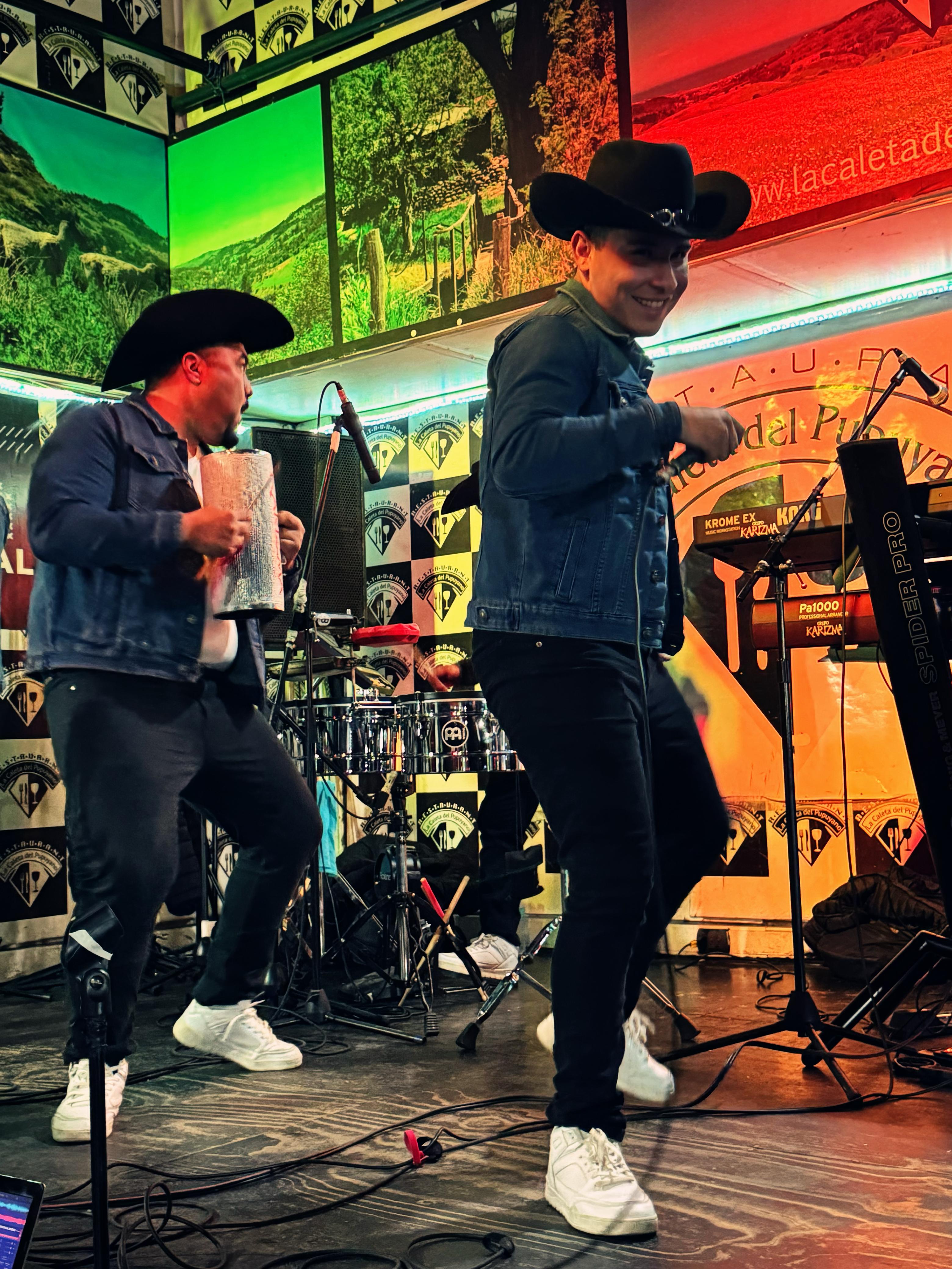 Tocata Grupo Karizma - 0044